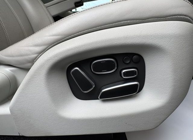 Land Rover Range Rover 2015 full