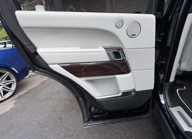 Land Rover Range Rover 2015 full