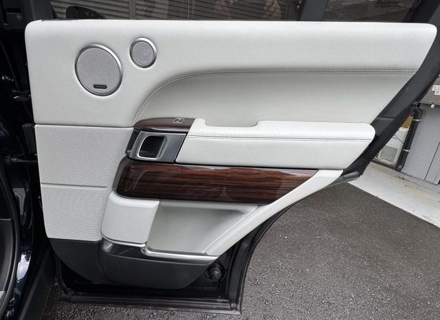 Land Rover Range Rover 2015 full