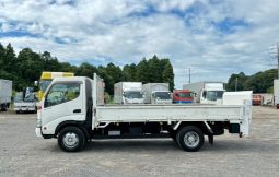 Hino Dutro 2002 (J05C) 3.5 Tonner full