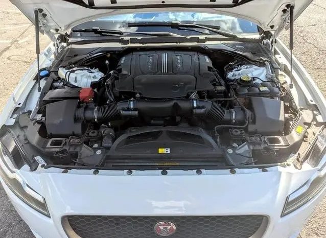 Jaguar XF 35t R-Sport 2016 full