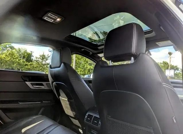 Jaguar XF 35t R-Sport 2016 full