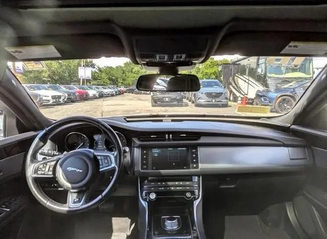 Jaguar XF 35t R-Sport 2016 full