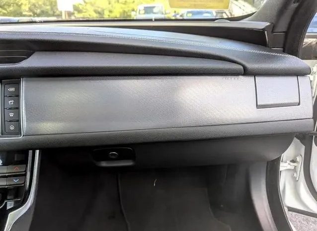 Jaguar XF 35t R-Sport 2016 full