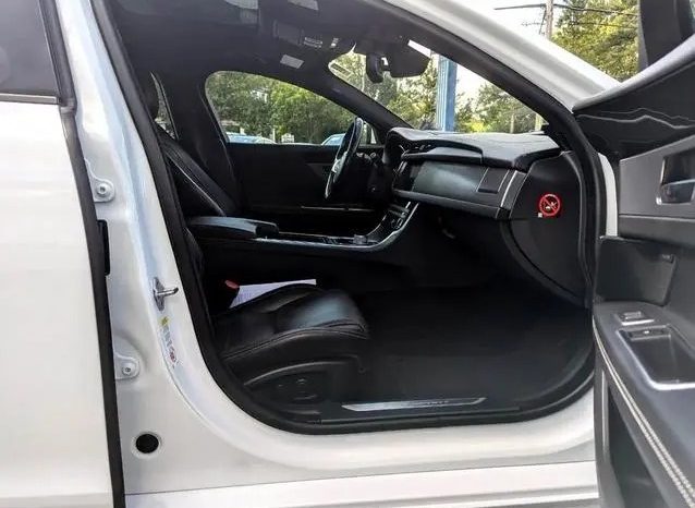 Jaguar XF 35t R-Sport 2016 full