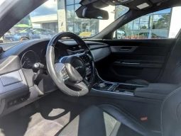 Jaguar XF 35t R-Sport 2016 full