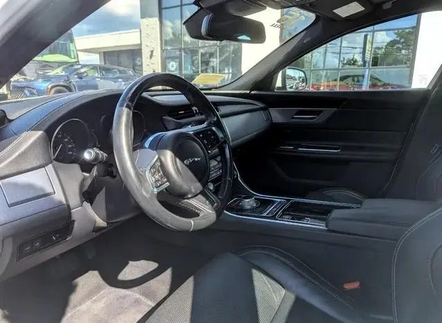 Jaguar XF 35t R-Sport 2016 full