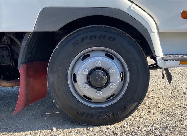 Mitsubishi Fuso Fighter 1995 6D17 4 Tonner full