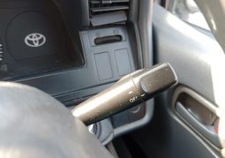 Toyota Hiace Van 1RZ 2003 full