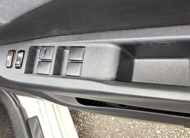 Toyota Ractis S 2012 full