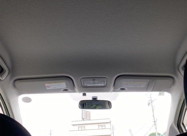 Toyota Ractis S 2012 full