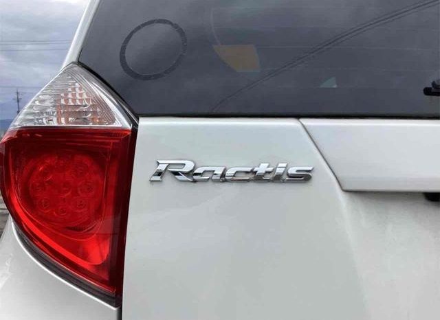 Toyota Ractis S 2012 full