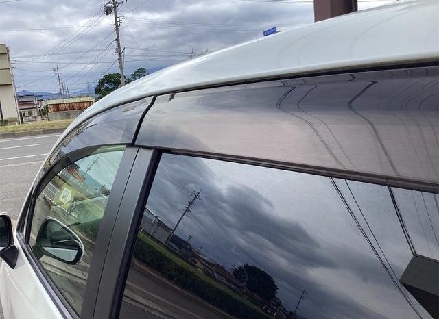 Toyota Ractis S 2012 full