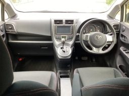 Toyota Ractis S 2012 full