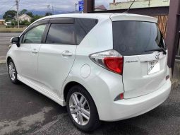 Toyota Ractis S 2012 full