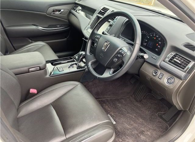 Toyota Crown Athlete 2009 full