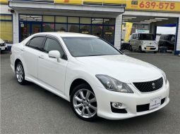 Toyota Crown Athlete 2009 full