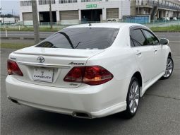Toyota Crown Athlete 2009 full