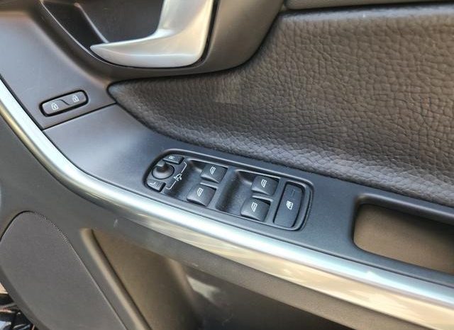 VOLVO XC60 T5 LE 2012 full