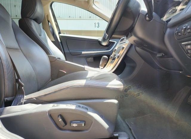 VOLVO XC60 T5 LE 2012 full