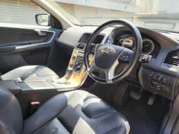 VOLVO XC60 T5 LE 2012 full