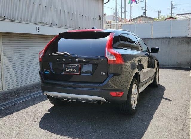 VOLVO XC60 T5 LE 2012 full