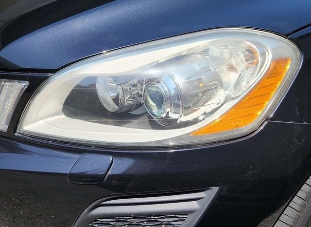 VOLVO XC60 T5 LE 2012 full