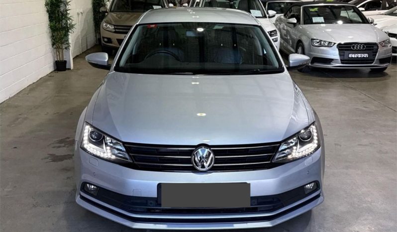 Volkswagen Jetta 4D SEDAN 155 TSI Highline Sport 2015 full