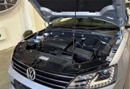 Volkswagen Jetta 4D SEDAN 155 TSI Highline Sport 2015 full