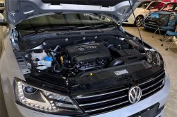 Volkswagen Jetta 4D SEDAN 155 TSI Highline Sport 2015 full