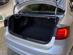 Volkswagen Jetta 4D SEDAN 155 TSI Highline Sport 2015 full