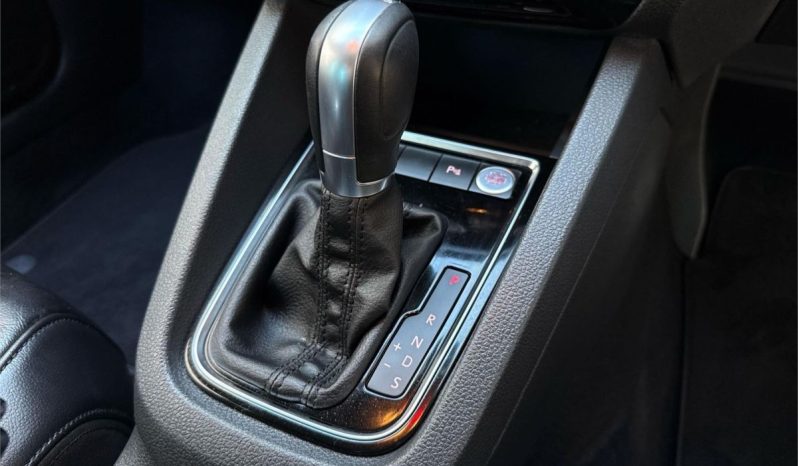 Volkswagen Jetta 4D SEDAN 155 TSI Highline Sport 2015 full