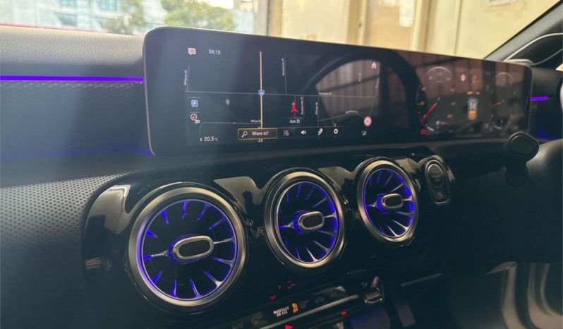 Mercedes-Benz A-Class A200 2019 full