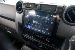 Toyota Land Cruiser 70 2012 full