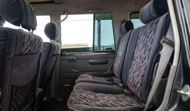 Toyota Land Cruiser 70 2012 full