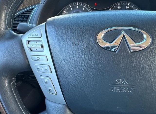 Infinity QX80 Base 2016 full