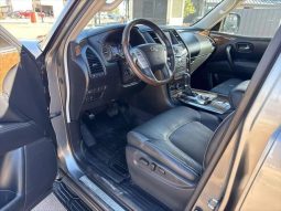 Infinity QX80 Base 2016 full