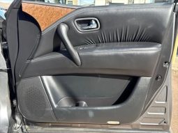 Infinity QX80 Base 2016 full