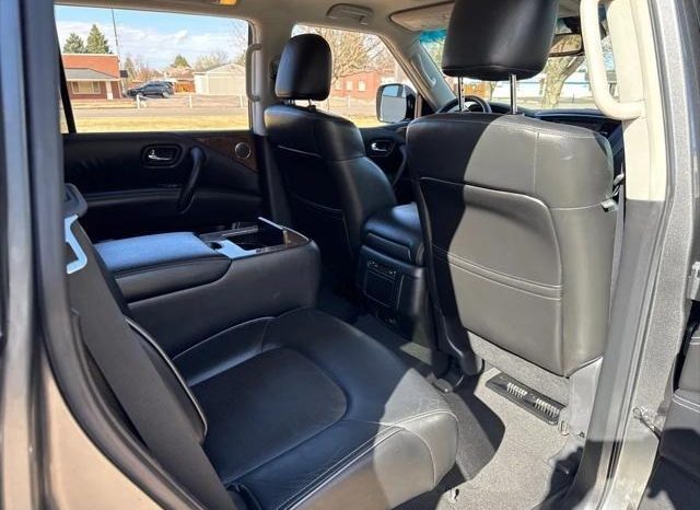 Infinity QX80 Base 2016 full