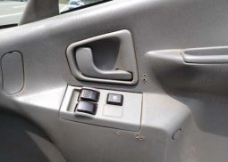 Mitsubishi Fuso Canter (4D33) 2000 full