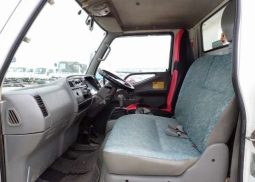 Mitsubishi Fuso Canter (4D33) 2000 full