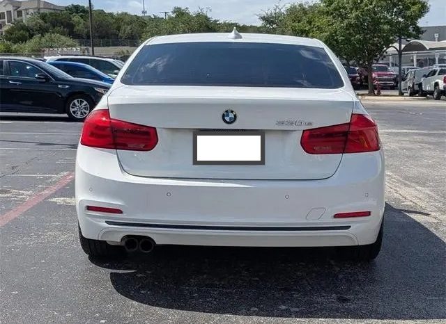 BMW 330e iPerformance 2017 full