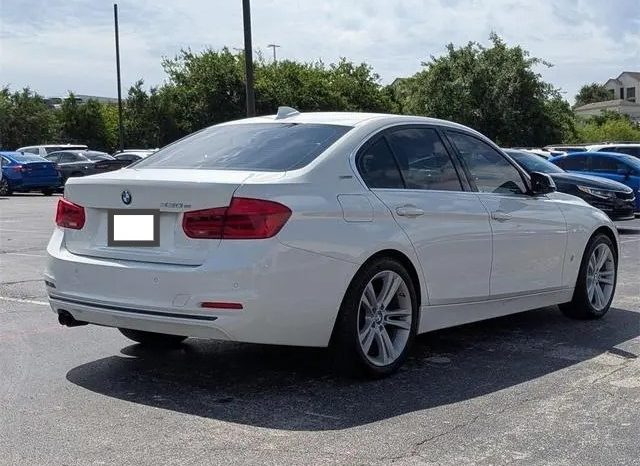 BMW 330e iPerformance 2017 full