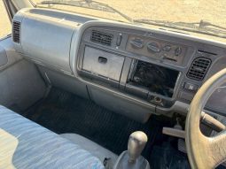 Mitsubishi Fuso Canter Flat Body (4D33) full