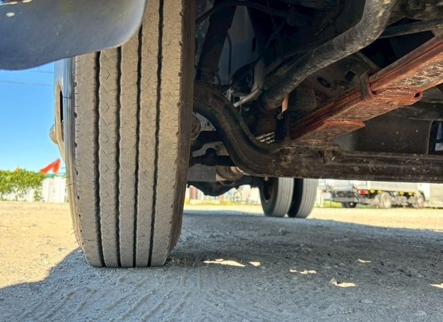 Mitsubishi Fuso Canter Flat Body (4D33) full