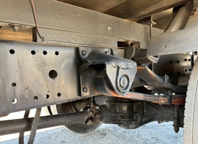 Mitsubishi Fuso Canter Flat Body (4D33) full