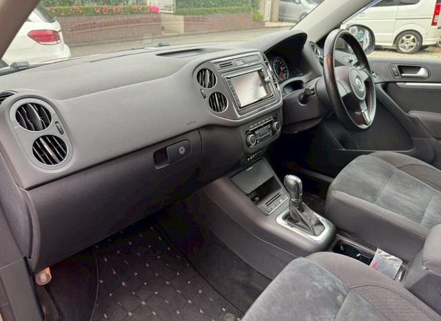 Volkswagen Tiguan TSI Bluemotion full