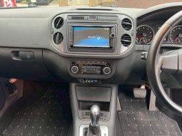 Volkswagen Tiguan TSI Bluemotion full