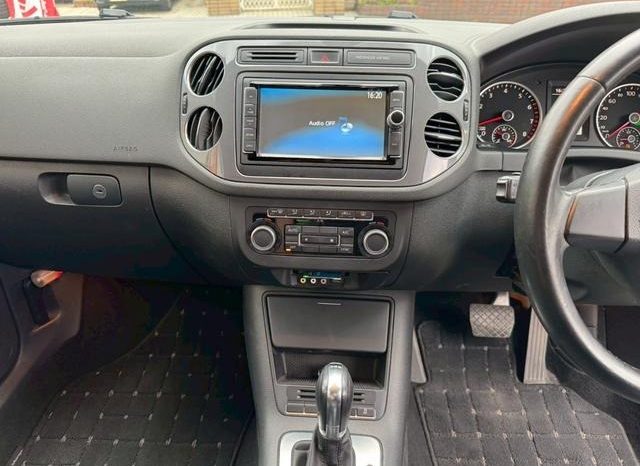 Volkswagen Tiguan TSI Bluemotion full