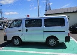 Nissan Caravan DX 2008 full